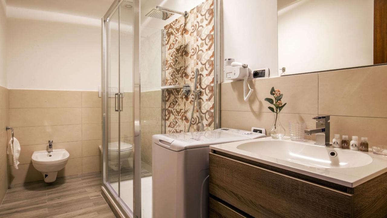 Myapartsuite Colosseo Рим Екстер'єр фото